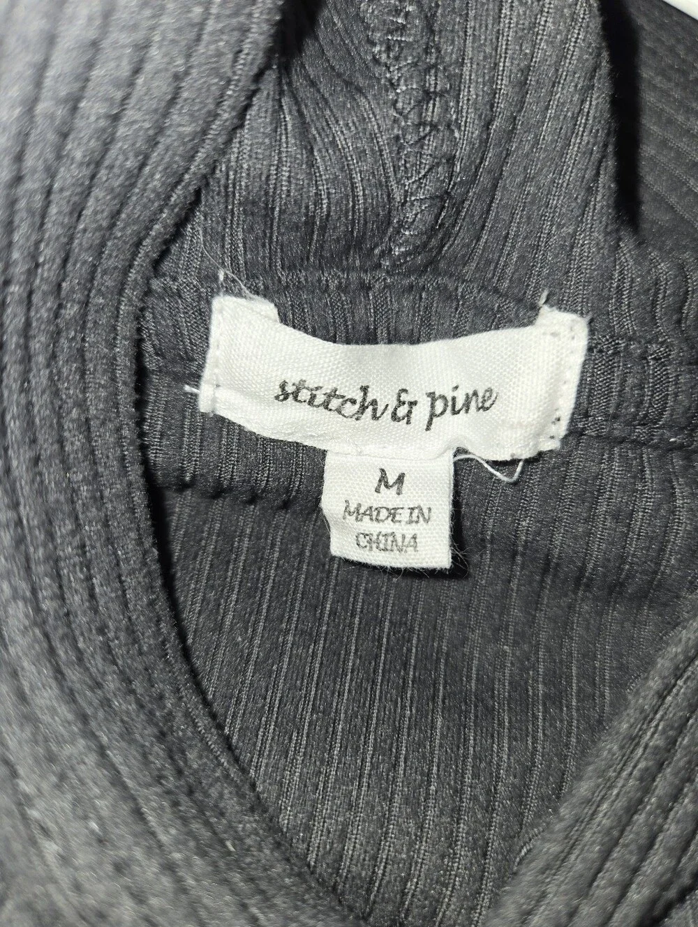 Stitch N Pine Ribbed Cropped Charcoal Hoodie-Med